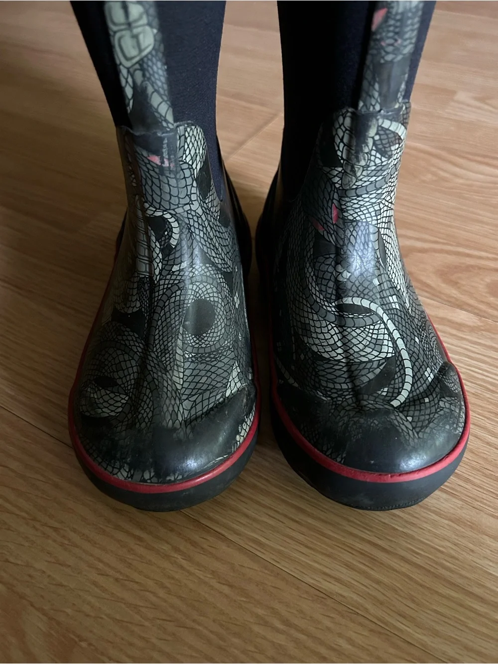 Bogs Classic Snake Tall Boots Youth Size 12